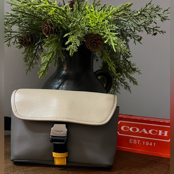 coach rider belt bag
